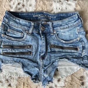 American Eagle Outfitters Blue Denim Shorts size 4 distressed destroyed holes